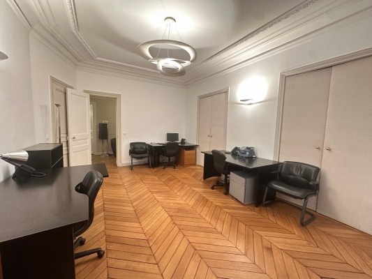 Bureau à louer.jpg